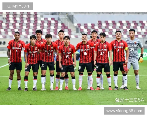 广州足球队与北京足球队赛后分析个人能力对比与表现评估